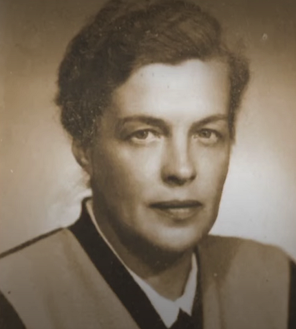 Мать Олега Басилашвили