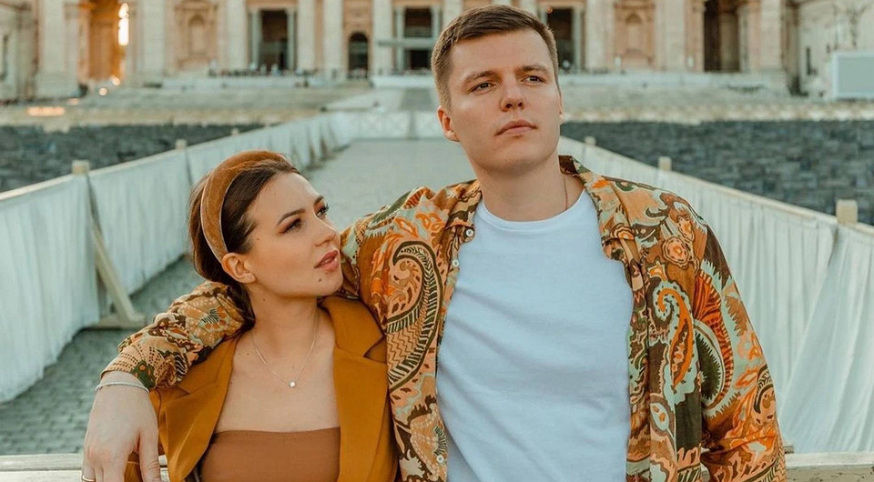 Партнера блогеров Лерчек и Артема Чекалиных приговорили к 2,5 годам колонии за незаконный вывод денег