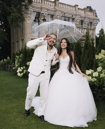 Итоги года: главные события звездной жизни — свадьбы, разводы и пополнения