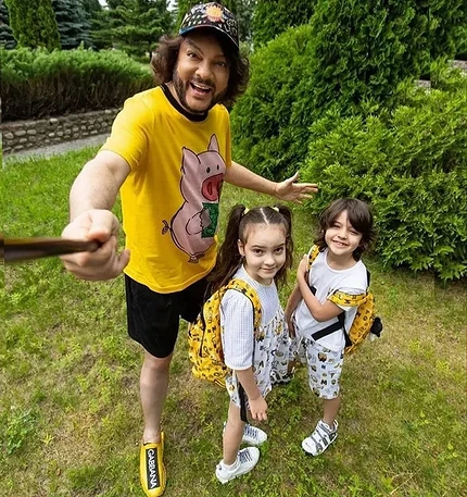 Слава богу, они не хотят быть такими, как я: Филипп Киркоров — о будущем своих детей