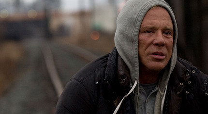 Осталось только одно спасение для него: Гай Германика призвала русских женщин помочь обедневшему Микки Рурку