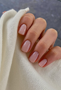 @sofia_nailsaesthetics