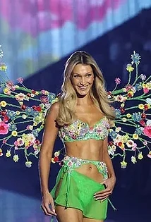 Белла Хадид