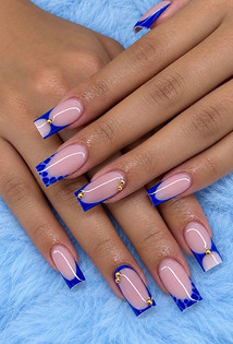 @diamond_nails_spa_dundee