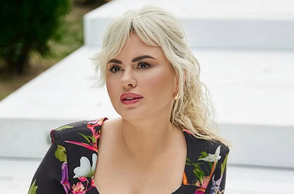 Мерзкий человек растолстил меня до 100 килограммов: Анна Семенович отреагировала на свои пляжные фото в Сети