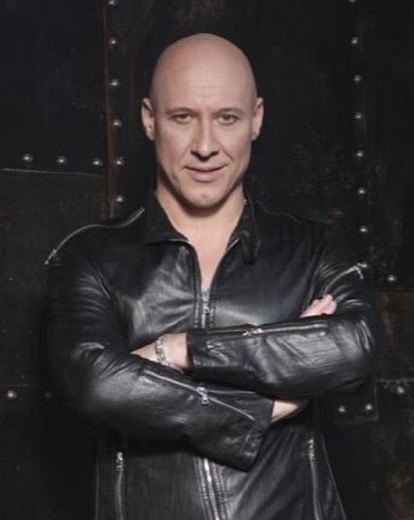 От автомойщика до известного певца: извилистый путь Дениса Майданова к славе