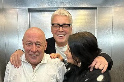 Какая радость видеть его на сцене: Екатерина Стриженова поделилась снимками спектакля с Михаилом Ефремовым