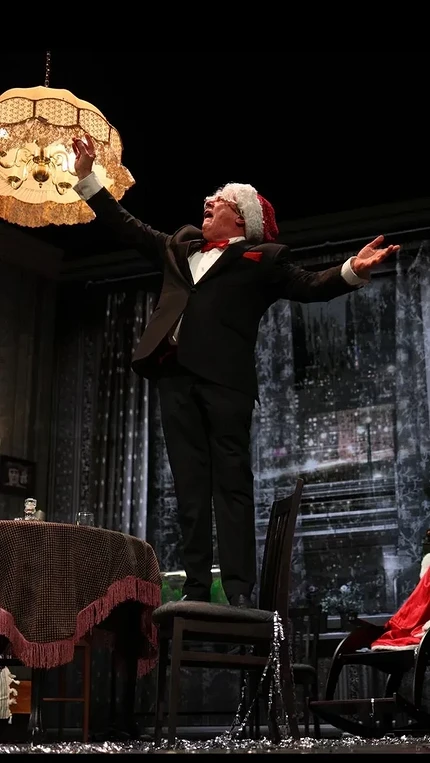 Какая радость видеть его на сцене: Екатерина Стриженова поделилась снимками спектакля с Михаилом Ефремовым