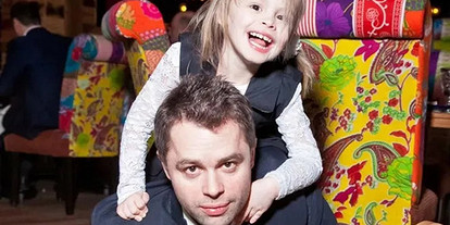 Отец года: Виталий Гогунский поздравил дочь с днем рождения спустя много лет, но перепутал ее возраст