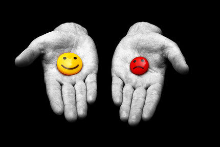 Треугольник Карпмана в психологии: как мы сами загоняем себя в роли жертвы, спасателя и преследователя