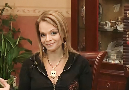 Скоро у нее будет своя крыша над головой: Ларисе Долиной подарят новую квартиру