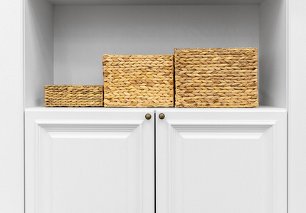 Корзина для белья: советы по выбору и идеи размещения