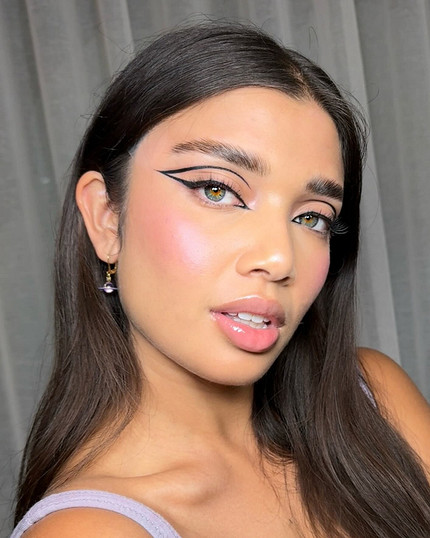 От совещания до вечеринки: 7 универсальных вариантов макияжа