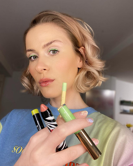 От совещания до вечеринки: 7 универсальных вариантов макияжа