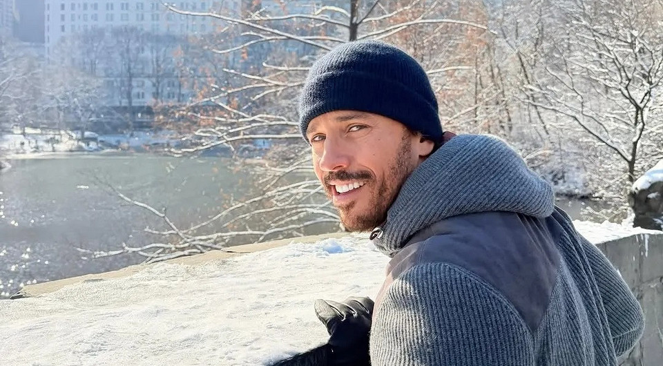 Напомнила, чей это мужчина: Алла Пугачева в новом имидже появилась на снимках похорошевшего Максима Галкина*