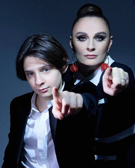 Елена Ваенга с сыном