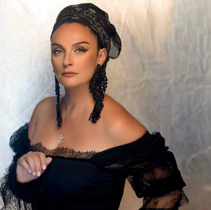 Елена Ваенга: биография, личная жизнь, карьера и феномен певицы