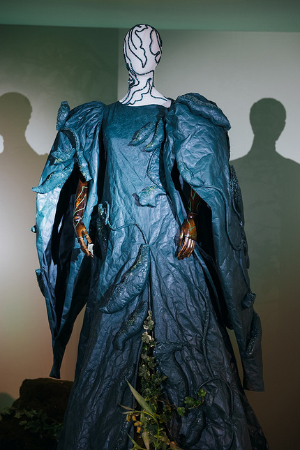 Арт-объект из переработанного пластика в экспозиции Государственного исторического музея