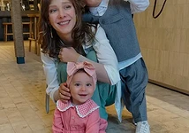 Самое милое, что мы видели: Лиза Арзамасова растрогала подписчиков и звезд снимками детей от Ильи Авербуха