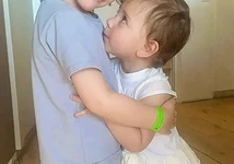 Самое милое, что мы видели: Лиза Арзамасова растрогала подписчиков и звезд снимками детей от Ильи Авербуха