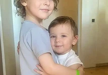 Самое милое, что мы видели: Лиза Арзамасова растрогала подписчиков и звезд снимками детей от Ильи Авербуха