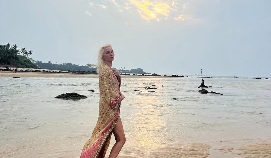 Соцсети Элли Бикеевой