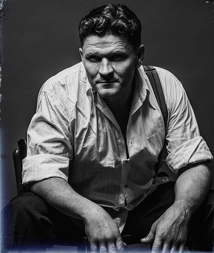 Сергей Жарков: биография и личная жизнь главного «опера» российского кино