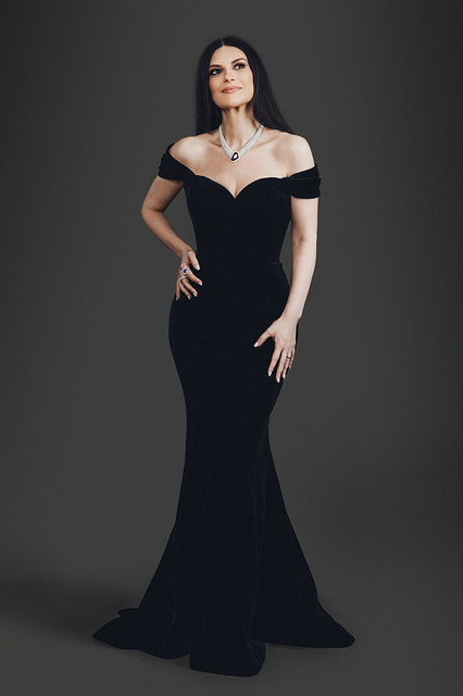 Фото в галерее: @giorgioarmani