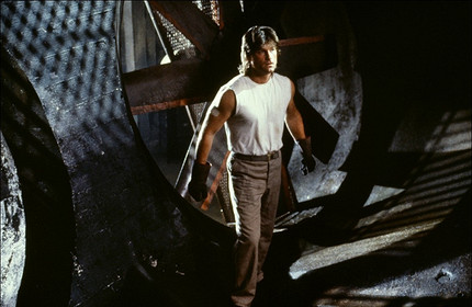 Курту Расселу — 75: лучшие роли, роман с Голди Хоун и яркие цитаты актера