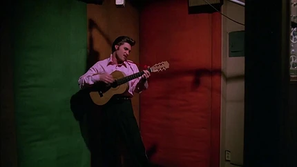 Курту Расселу — 75: лучшие роли, роман с Голди Хоун и яркие цитаты актера