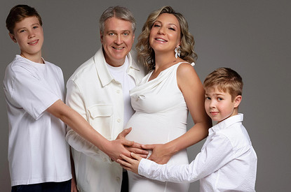 Это абсолютное счастье: актер Денис Матросов станет отцом в пятый раз