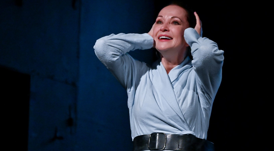 Очаровательная русалочка: 58-летняя Ольга Кабо показала фигуру в купальнике