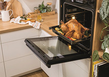 Готовим кулич в духовке: режим, температура и функции, которые помогут сделать его идеальным