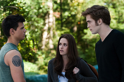 Можно ли любить двух людей одновременно: психология полиамории без мифов