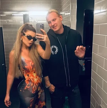 Жадные бездельники: Анна Седокова после первого суда ответила на обвинения от семьи Яниса Тиммы