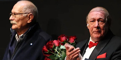 Я поставил условия: Михалков рассказал, с какими договоренностями взял Михаила Ефремова в свой спектакль