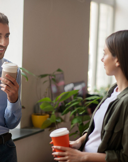 Флирт 30+: как познакомиться с мужчиной, чтобы не выглядеть наивной девочкой