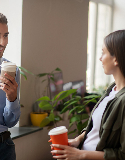 Флирт 30+: как познакомиться с мужчиной, чтобы не выглядеть наивной девочкой