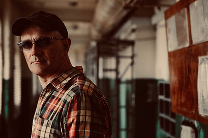 Егор Бероев вышел в свет с молодой женой