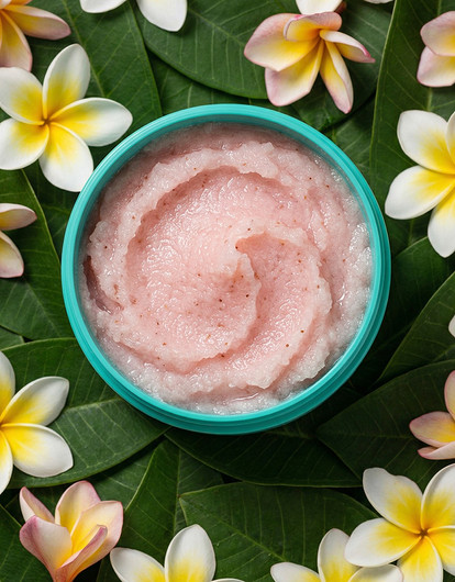 Дайджест новостей красоты и моды: курортное настроение и молодость без границ