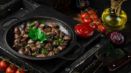 Как приготовить куриные сердечки: 11 вкусных рецептов