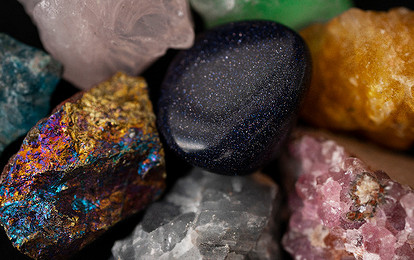 Камни-талисманы для переезда: 5 минералов, которые помогут адаптироваться на новом месте