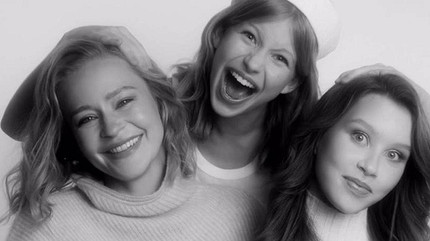 Всё это страшно даже для взрослого: младшую дочь Юлии Пересильд запугивали телефонные мошенники