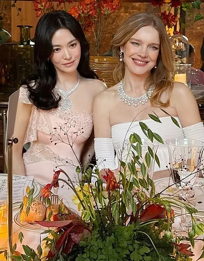 Ждет шестого: Наталья Водянова спровоцировала слухи о беременности