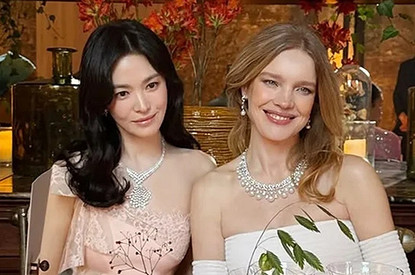 Ждет шестого: Наталья Водянова спровоцировала слухи о беременности