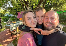 Ярослав Сумишевский со своими детьми — Мирославом и Ксенией