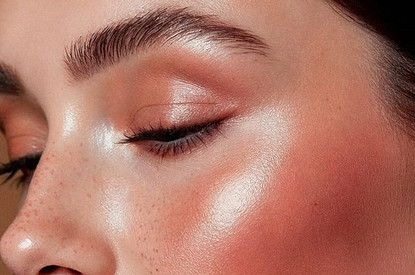 Как пользоваться хайлайтером: 7 техник, которые нравятся визажистам