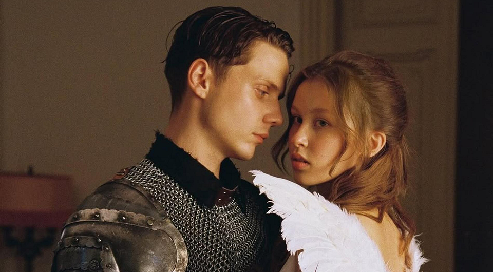 СМИ: Ваня Дмитриенко и Анна Пересильд помолвлены