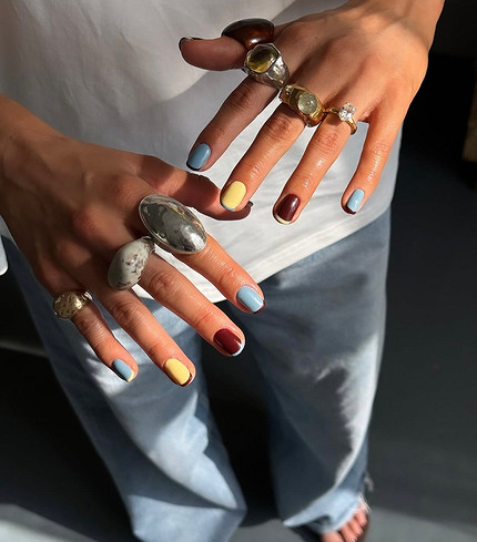 Однотонный маникюр в 2026 году: все ультрамодные оттенки