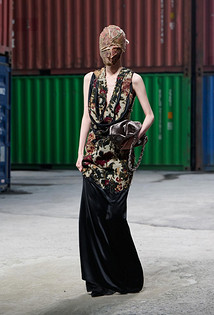 В костюме ковра: как носить сложный принт и выглядеть безупречно